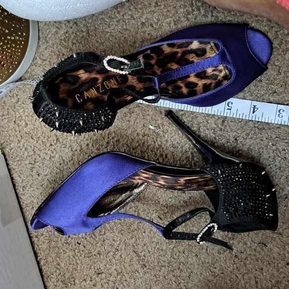 Canzone Spike Purple Heels - Picture 5 of 11